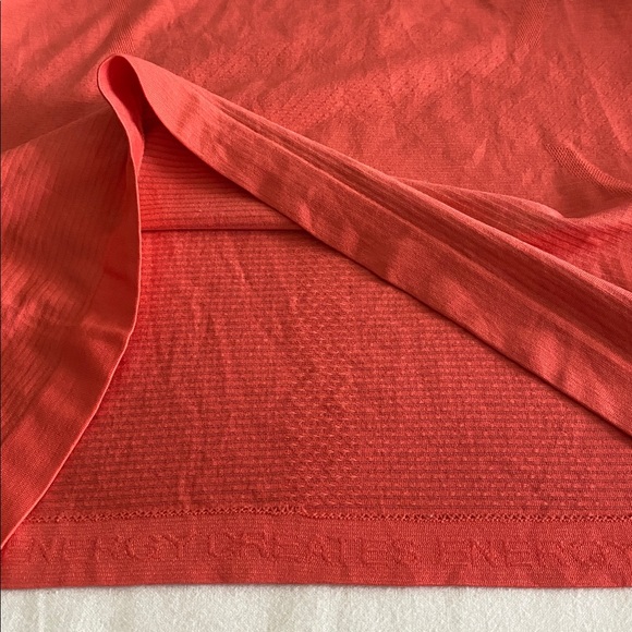 lululemon Swiftly Tech Long Sleeve Shirt 2.0 Race Length Solar Orange Size 6 - Picture 11 of 16